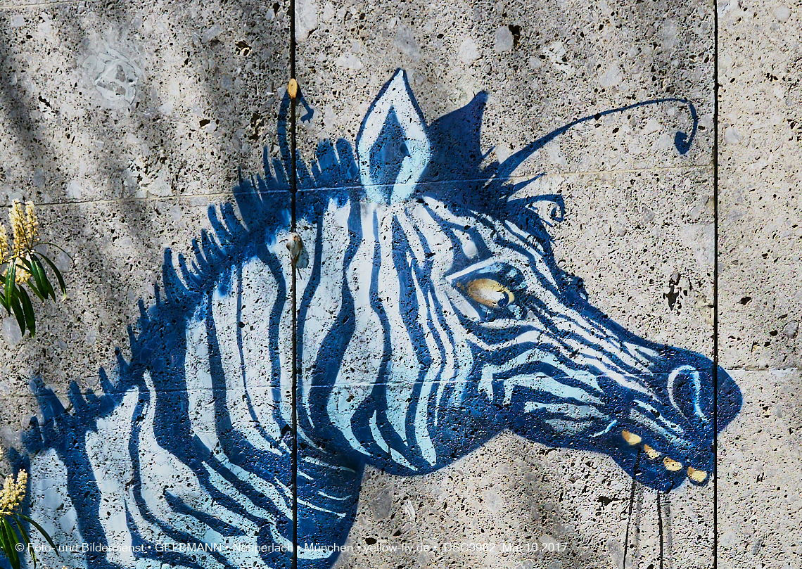 21.03.2017 - Abrissbaustelle Quiddezentrum in Neuperlach